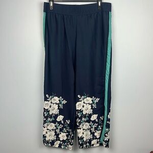 Aerie large wide leg high waisted floral pattern casual pants
